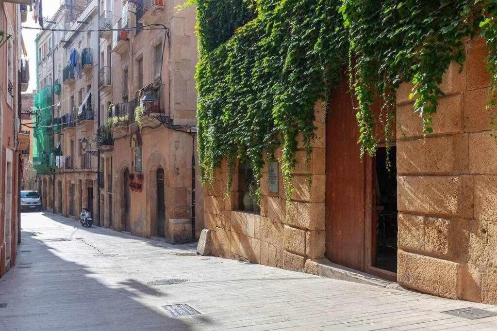 Apartament De La Susanna Old Town Mezzanine Tarragona Dış mekan fotoğraf